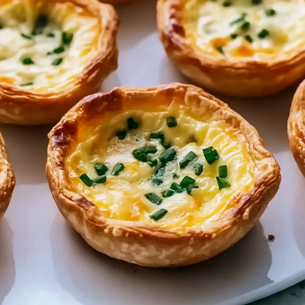 Irresistible Mini Cheese Quiche for Perfect Brunch Moments
