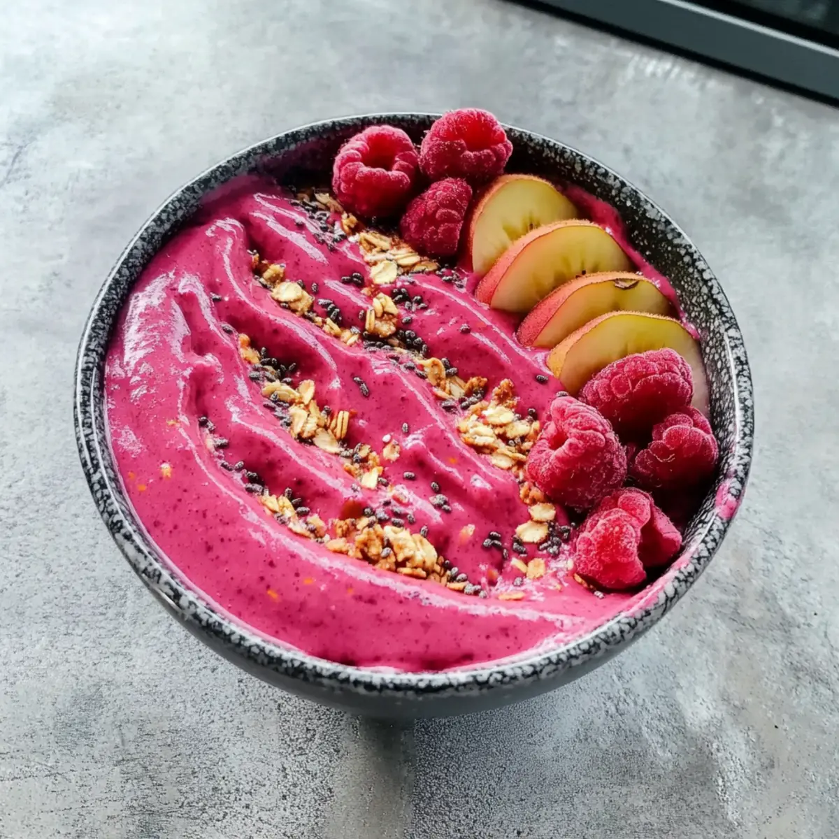 Thick Raspberry Smoothie Bowl: Your New Healthy Indulgence
